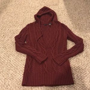 Heavy maroon sweater